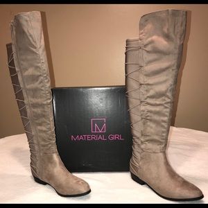 NEW Material Girl Mcayln Boots ❤️ Size 8.5